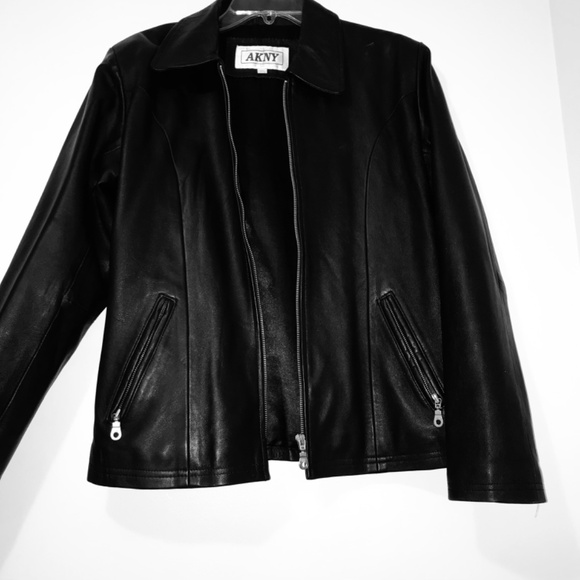 Vintage 90s Kids Black 100% Leather Jacket with zipper and pockets Size XL - Picture 5 of 16